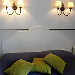 Hotell Saint Sarlat-la-Canéda