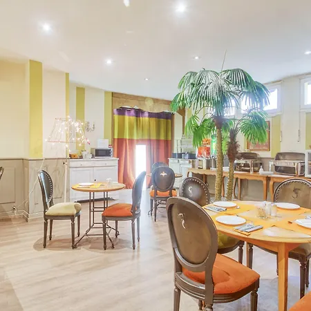Hotel Saint Sarlat-la-Caneda