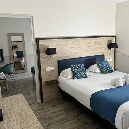 Saint Hotel