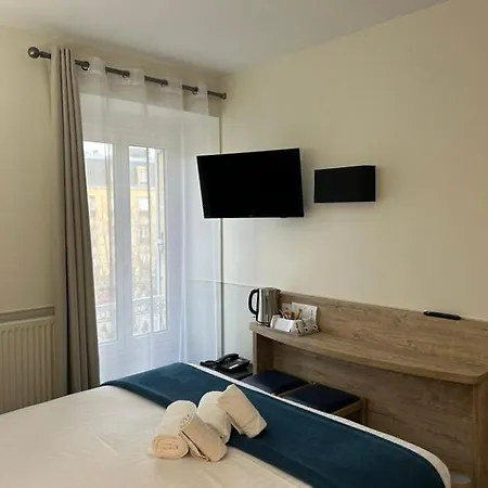 Saint Hotel