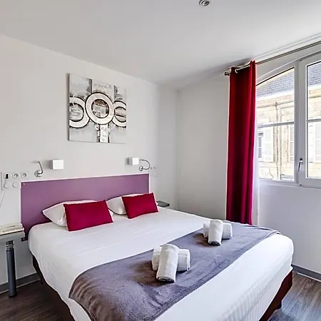 Saint Hotel 3*