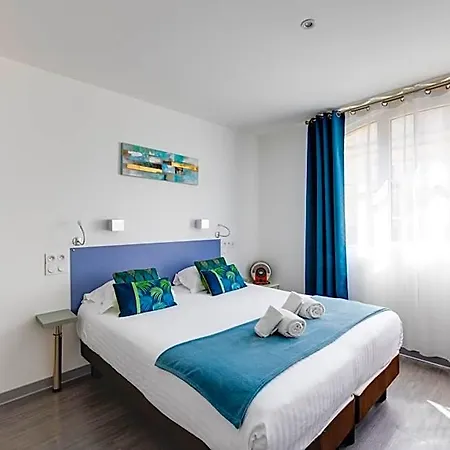 Saint Hotel