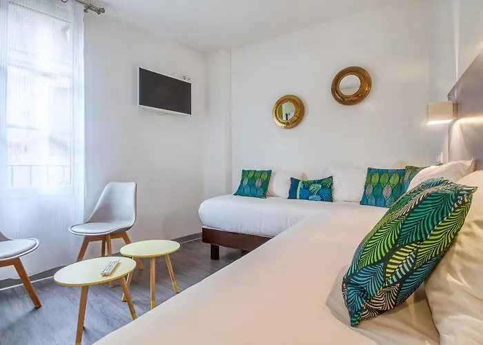 Saint Hotel Sarlat-la-Caneda