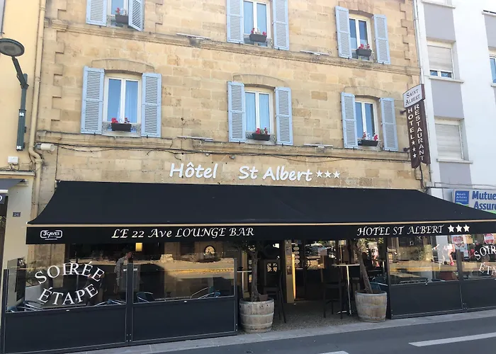 Saint Hotel 3*