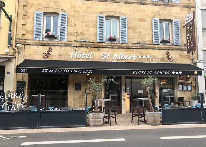 Saint Hotel